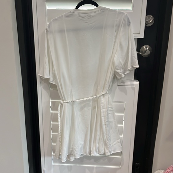 white zara dress - Picture 2 of 3